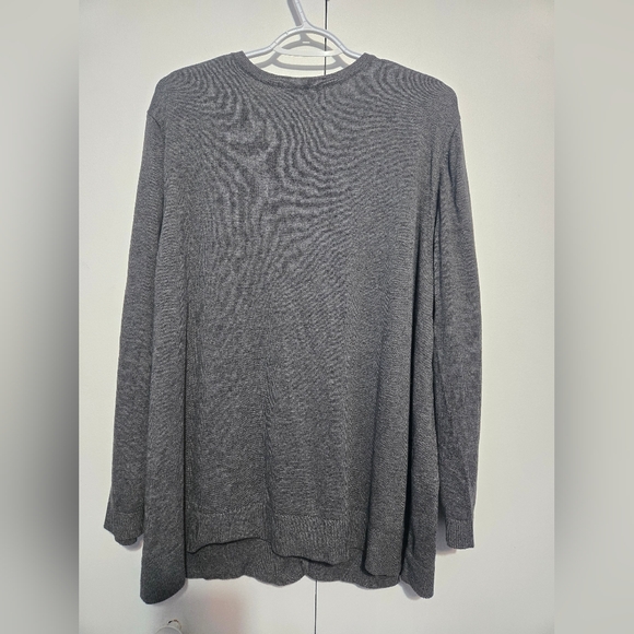 CJ Banks Gray Cardigan with Red Bird and Tree Design - Picture 7 of 7